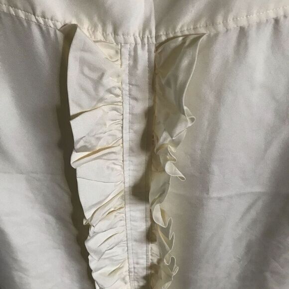 Lilly Pulitzer 100% Silk blouse top ivory cream Size 10 short sleeve - Picture 4 of 4